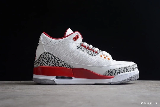 CT8532-126 3 CT8532-126 Red Retro Cardinal Jordan 0509